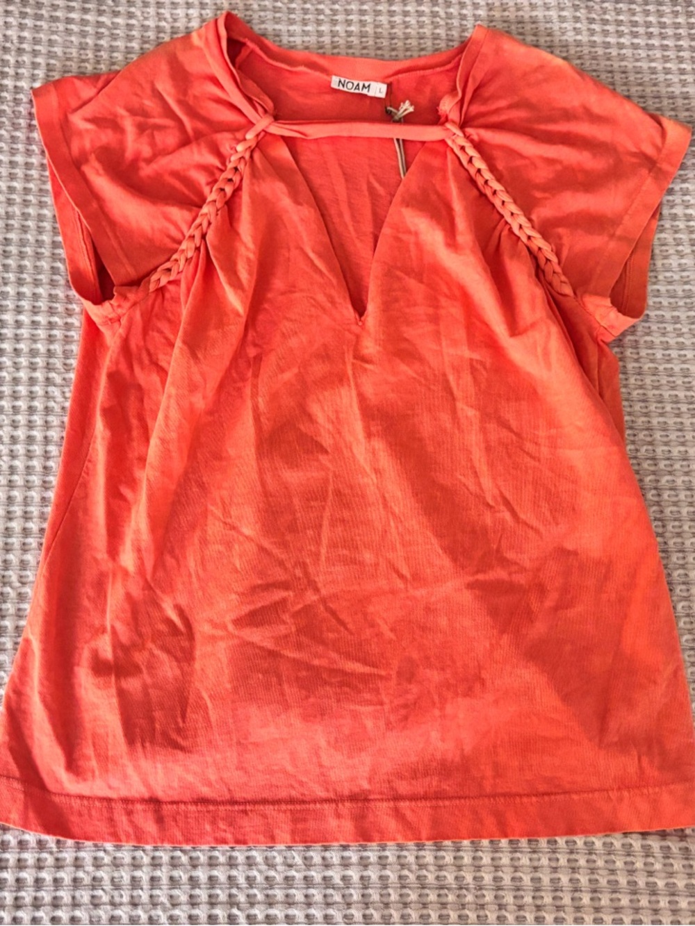 NWT NOAM Calla T-shirt
